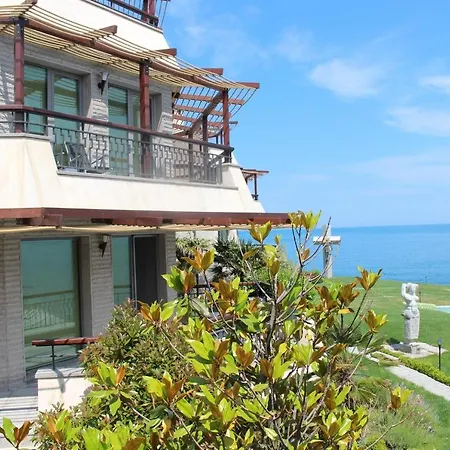 Anel Luxury Villa *
